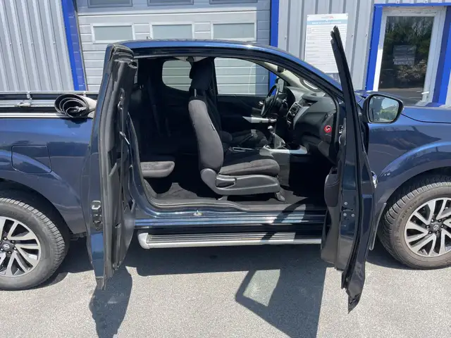 Nissan Navara view 13