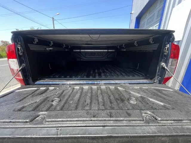 Nissan Navara view 5