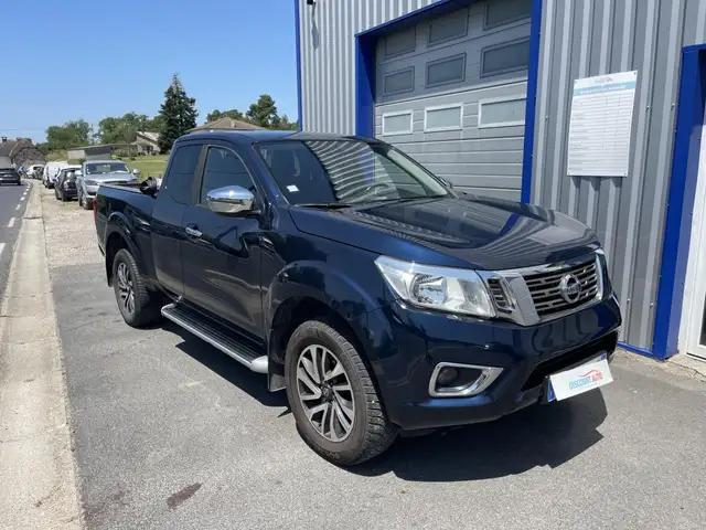 Nissan Navara view 8