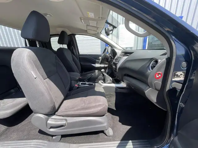 Nissan Navara view 14