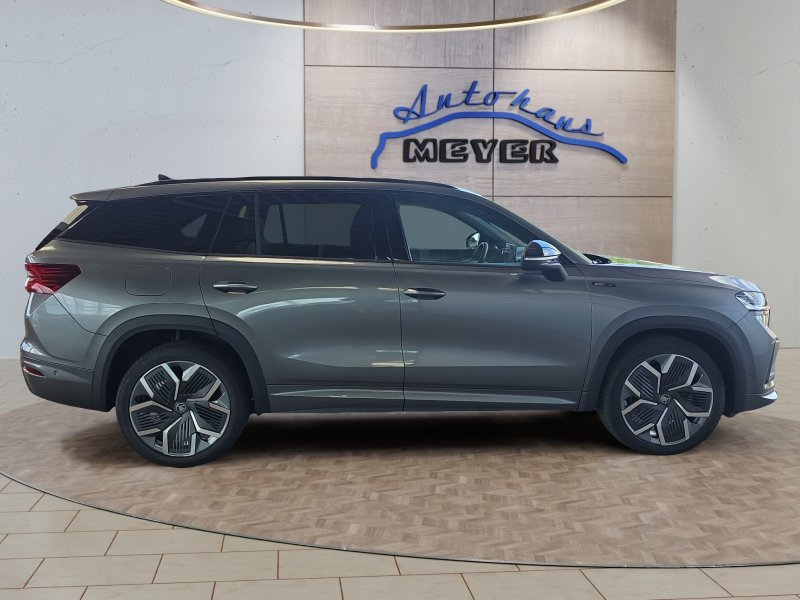 Skoda Kodiaq Sportline 1,5TSI aAHK/7-Sitzer/Pano/Matrix/Navi — photo 6