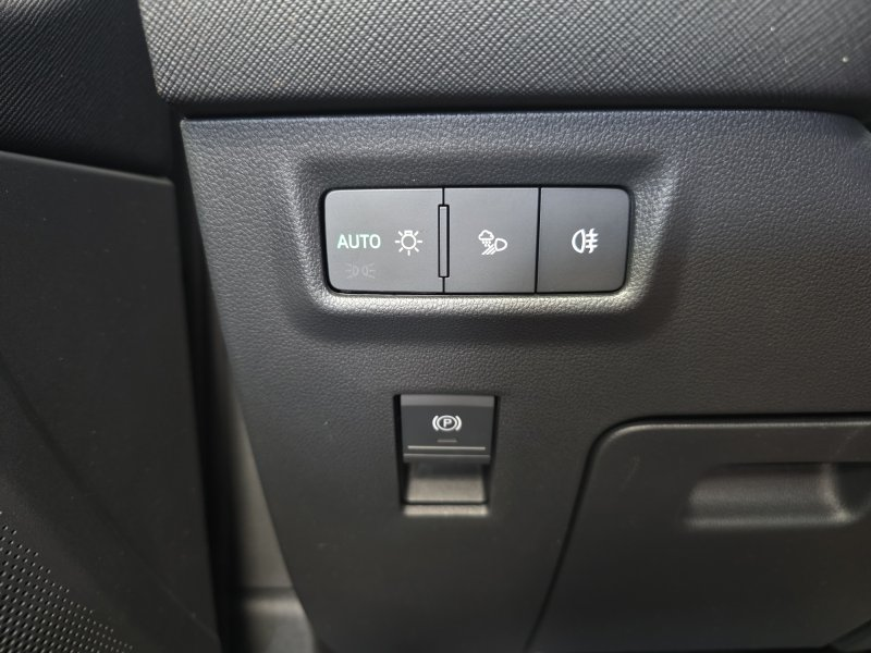 Skoda Kodiaq Sportline 1,5TSI aAHK/7-Sitzer/Pano/Matrix/Navi — photo 24