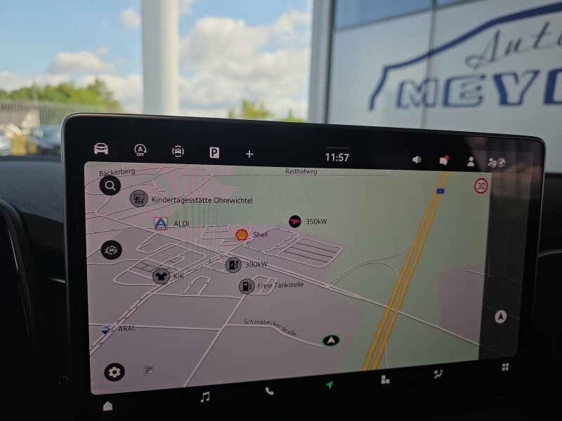 Skoda Kodiaq Sportline 1,5TSI aAHK/7-Sitzer/Pano/Matrix/Navi — photo 31