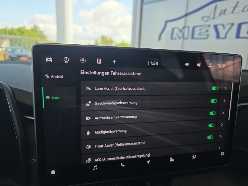 Skoda Kodiaq Sportline 1,5TSI aAHK/7-Sitzer/Pano/Matrix/Navi — photo 41