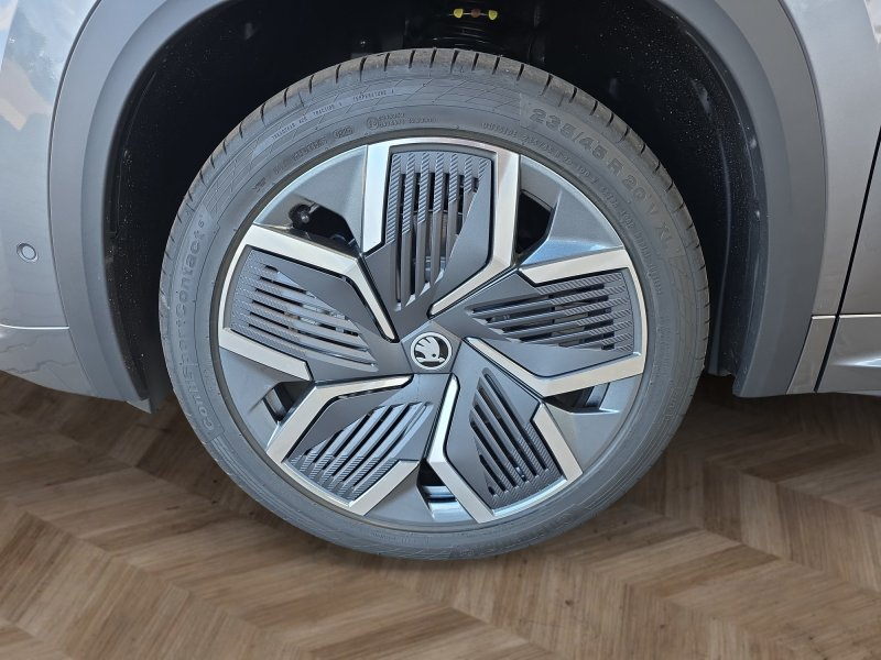 Skoda Kodiaq Sportline 1,5TSI aAHK/7-Sitzer/Pano/Matrix/Navi — photo 14