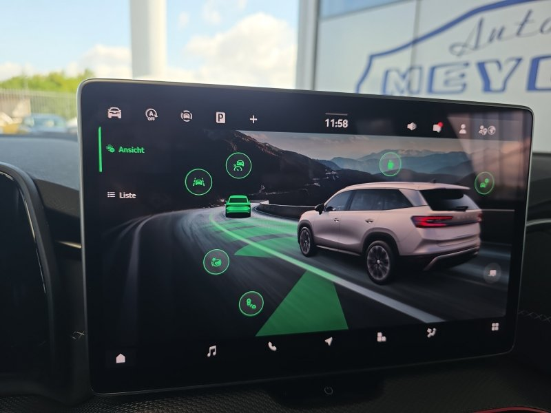 Skoda Kodiaq Sportline 1,5TSI aAHK/7-Sitzer/Pano/Matrix/Navi — photo 43