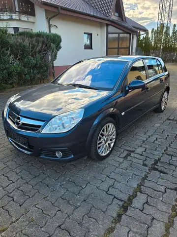 Opel Signum Edition 1.8 / Klimaautom / Tüv 11-2027