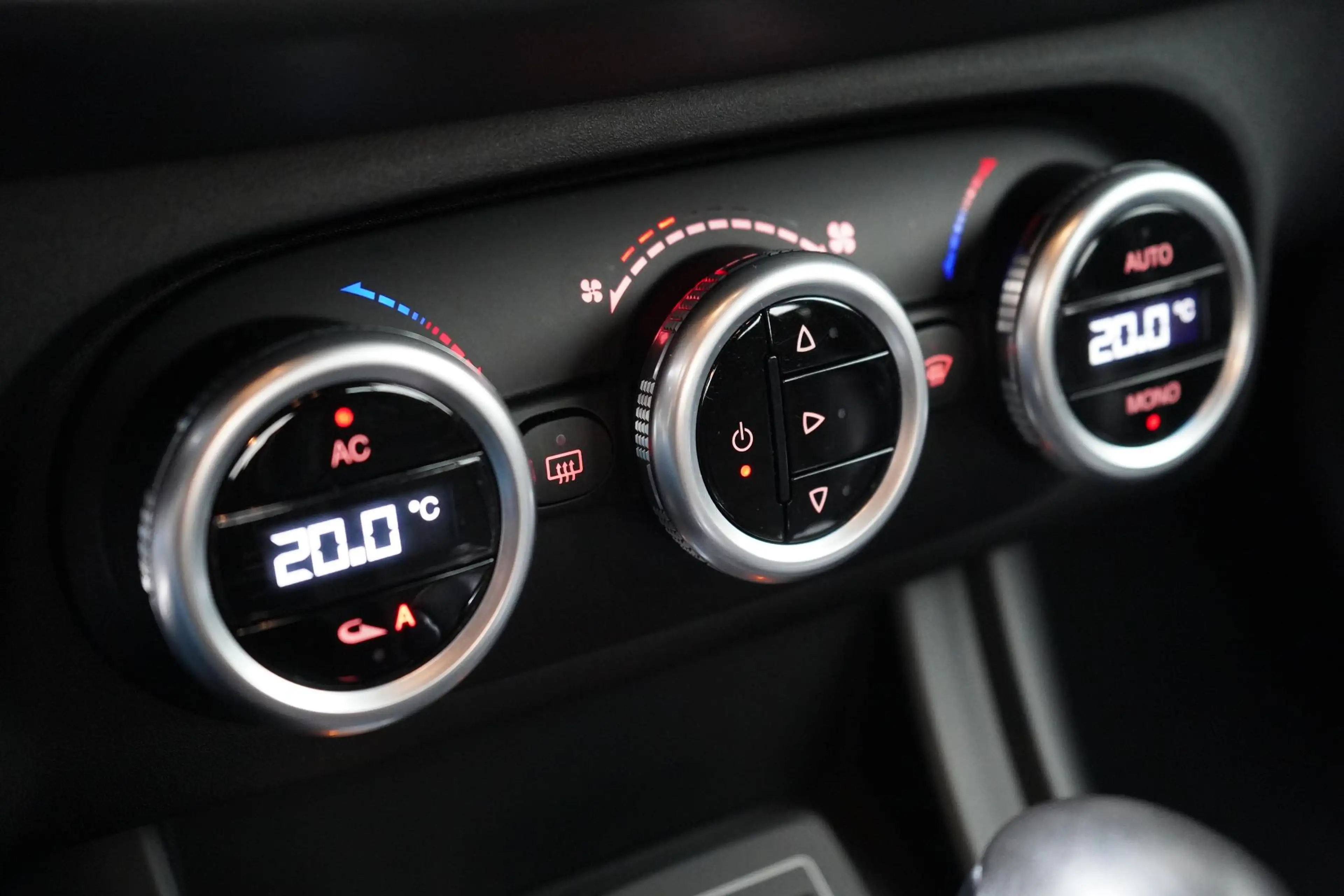 Alfa Romeo Giulietta 1.4 Turbo MultiAir Super | Leder | Stoelverwarming — photo 20