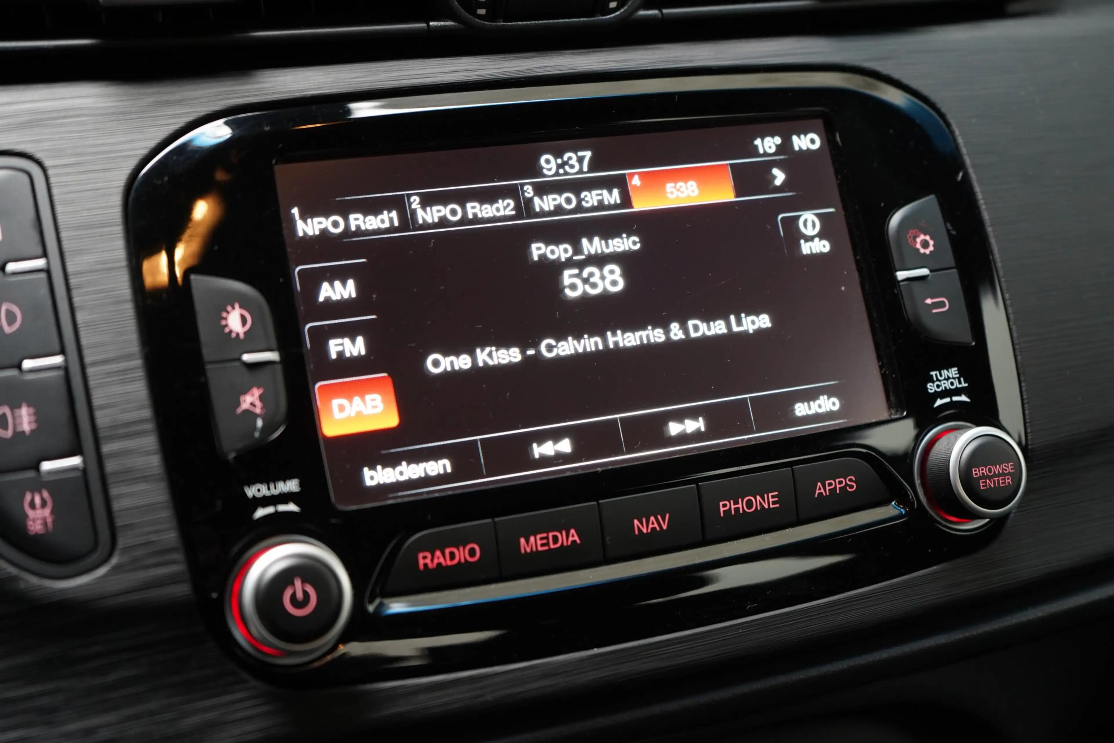 Alfa Romeo Giulietta 1.4 Turbo MultiAir Super | Leder | Stoelverwarming — photo 21