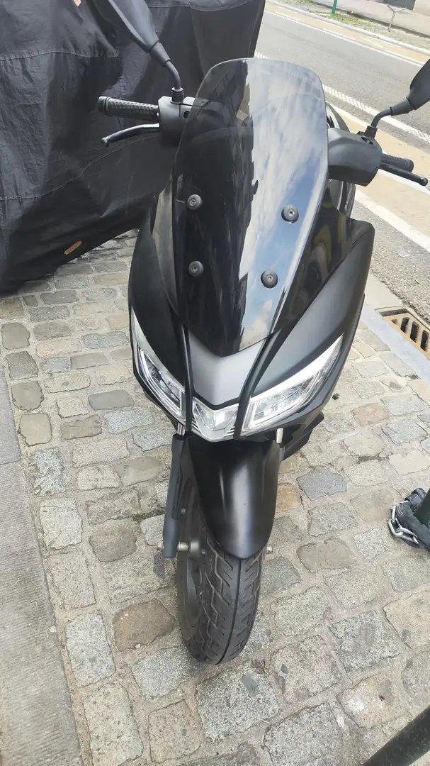 Aprilia SXR 50 Zwart - 1