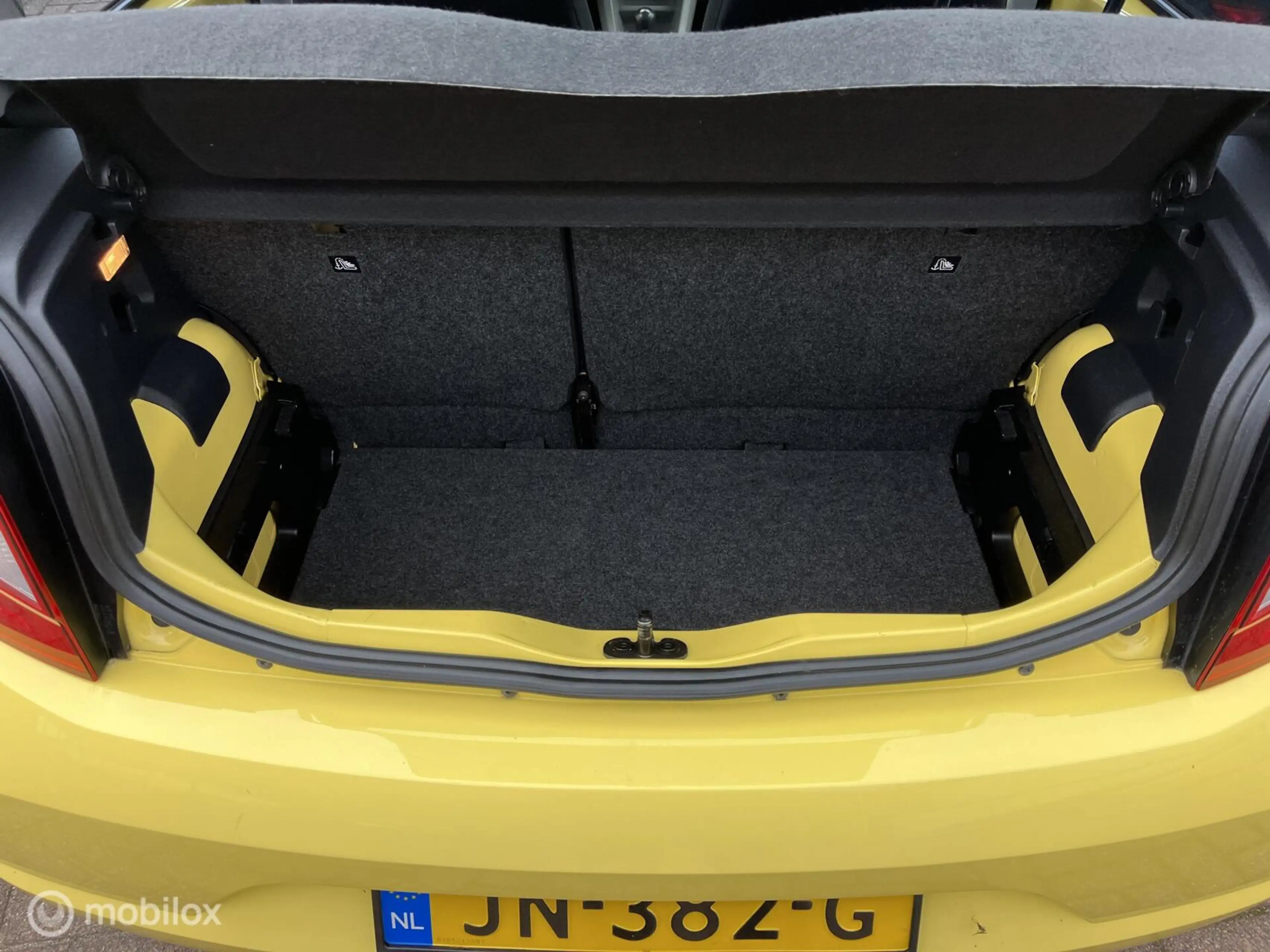 SEAT Mii 1.0 Style Connect — photo 13