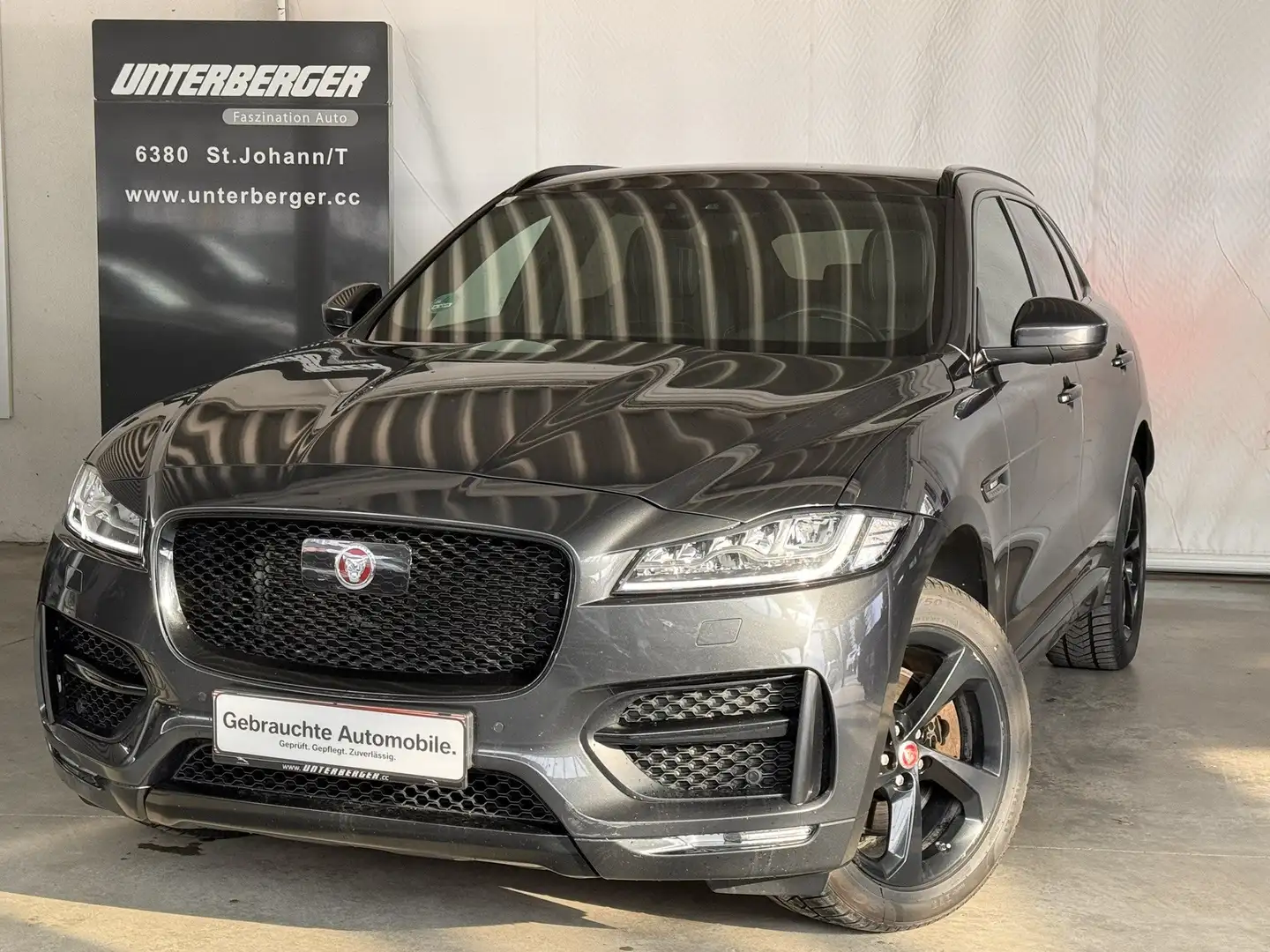Jaguar F-Pace 30d R-Sport AWD / AHK / Kommission Grau - 1