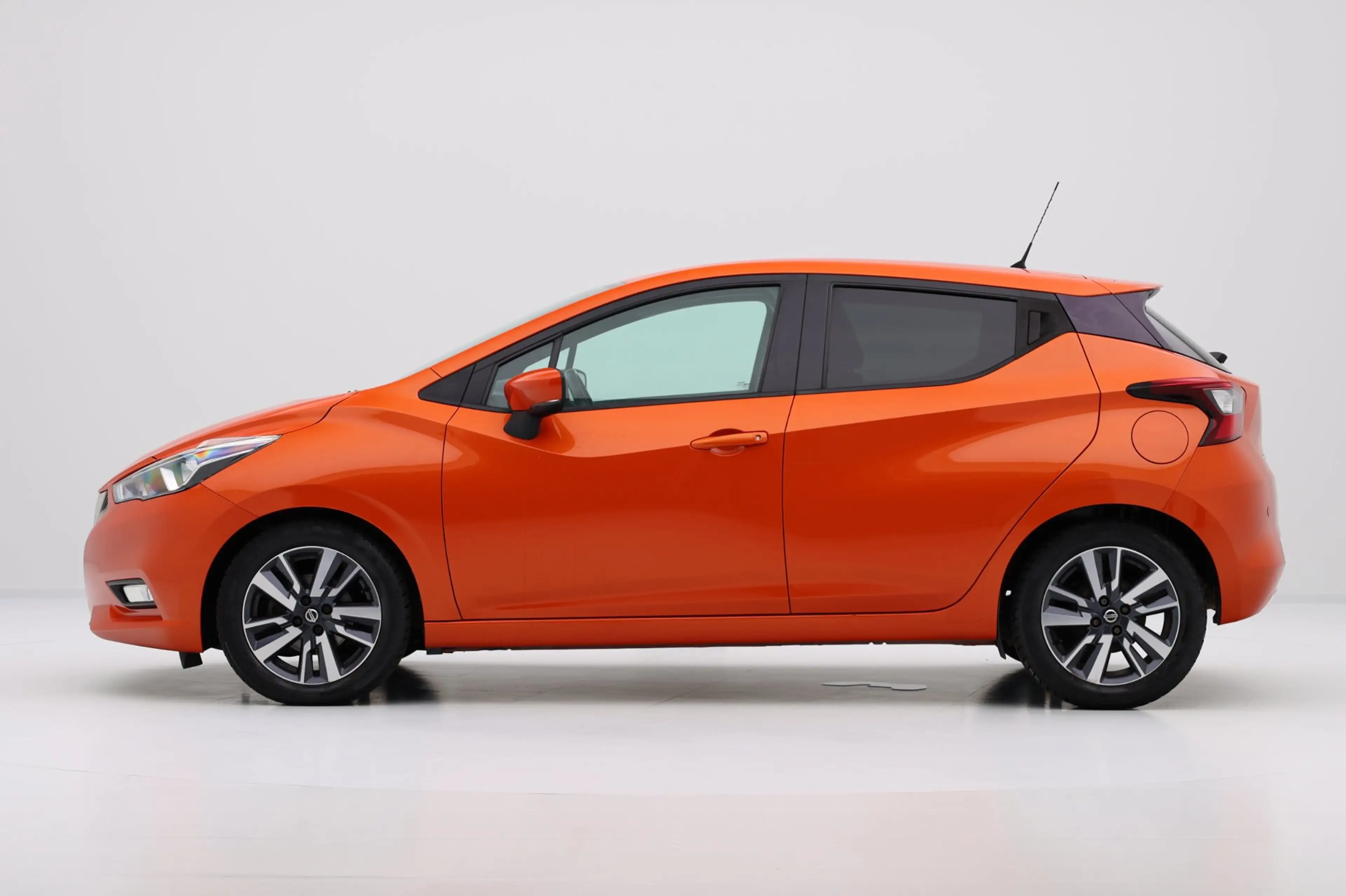 Nissan Micra 0.9 IG-T N-Connecta Navi|Cam|Clima|LMV — photo 24