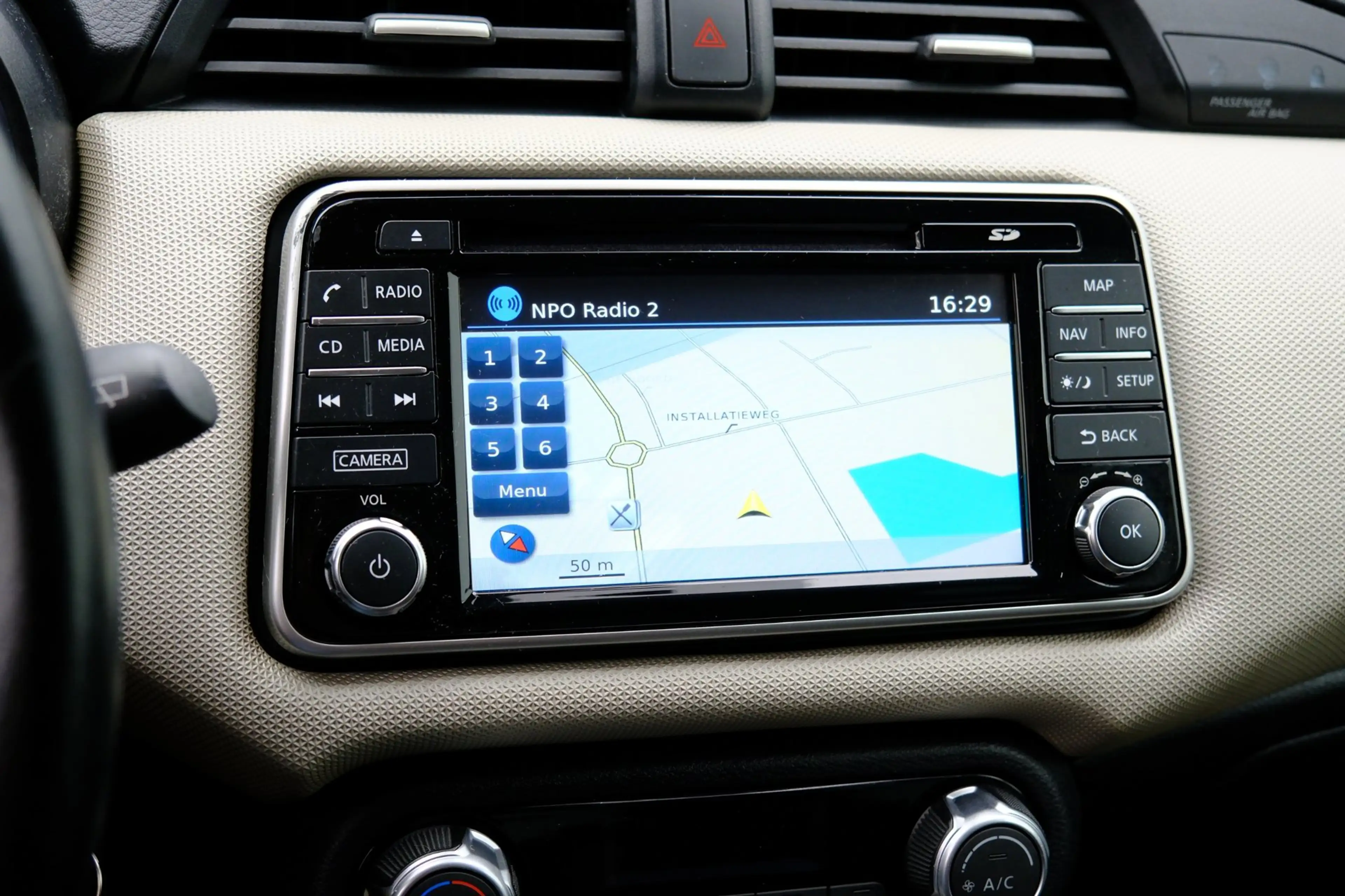 Nissan Micra 0.9 IG-T N-Connecta Navi|Cam|Clima|LMV — photo 14