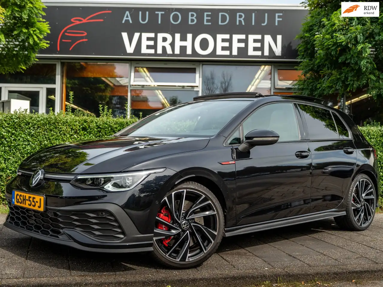 Volkswagen Golf GTI
