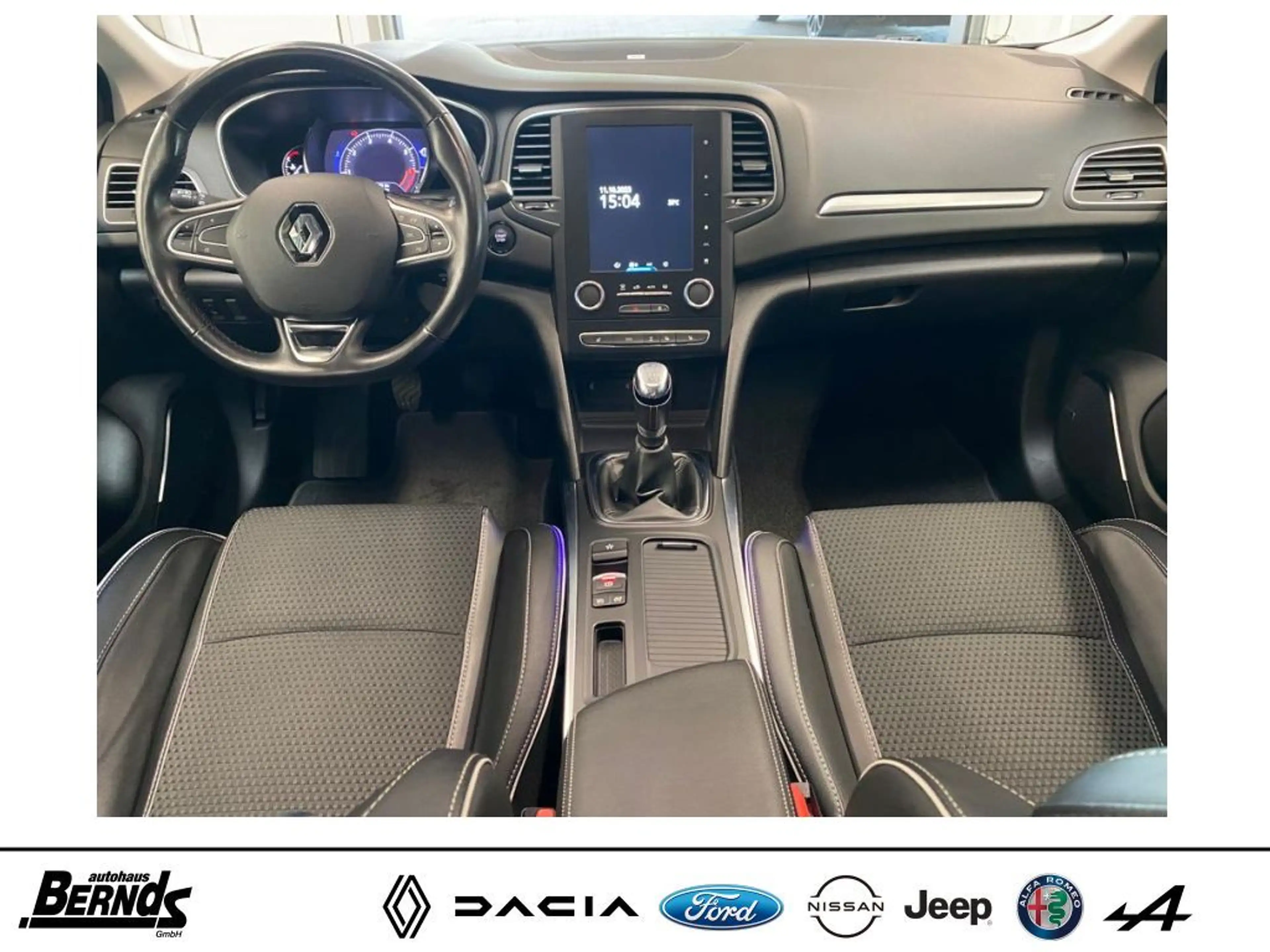 Renault Megane Grandtour TCe 140 GPF BOSE EDITION Easy-Parking — photo 13