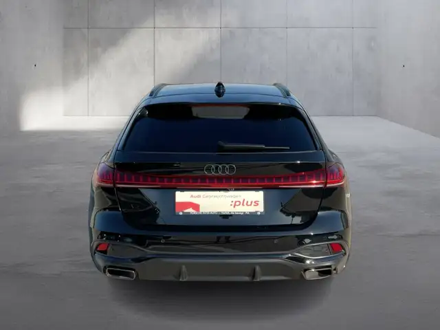 Audi A5 view 4