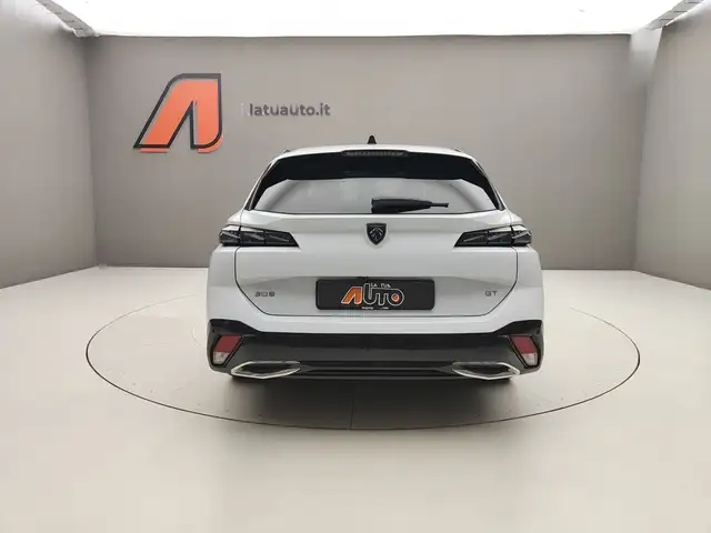 Peugeot 308 view 6