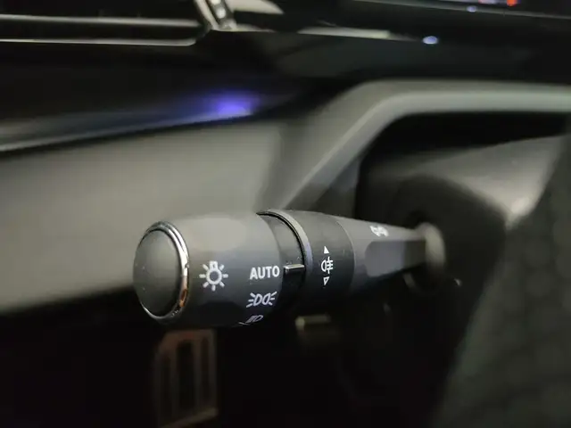 Peugeot 308 view 12