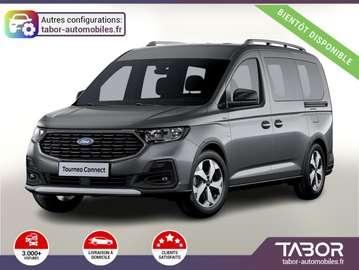 Grand 122 AWD Active Pano