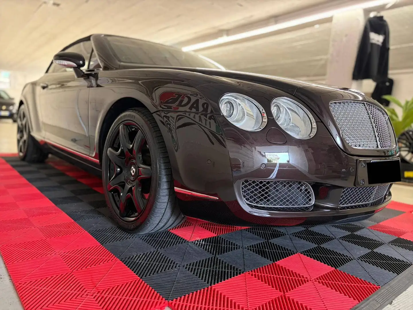 Bentley Continental OCCASIONE - LUSSO ARTIGIANALE - ESCLUSIVITA' Braun - 2