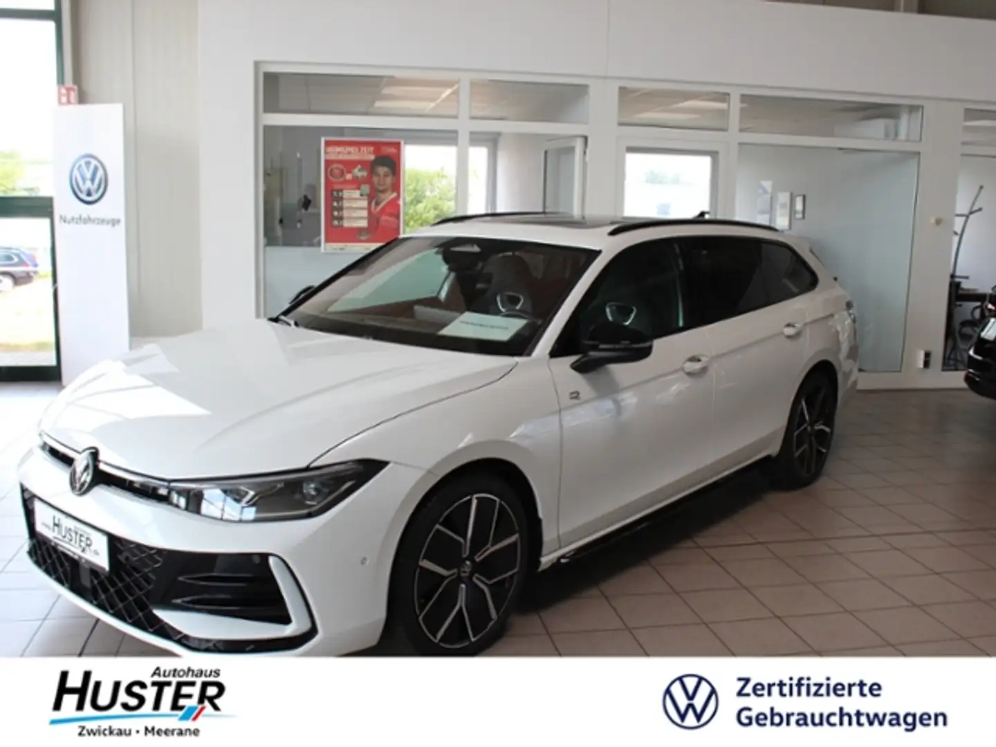 Volkswagen Passat Variant R-Line "Black Style" 2.0 TDI DSG *AHK,STHZ,Panora Weiß - 1