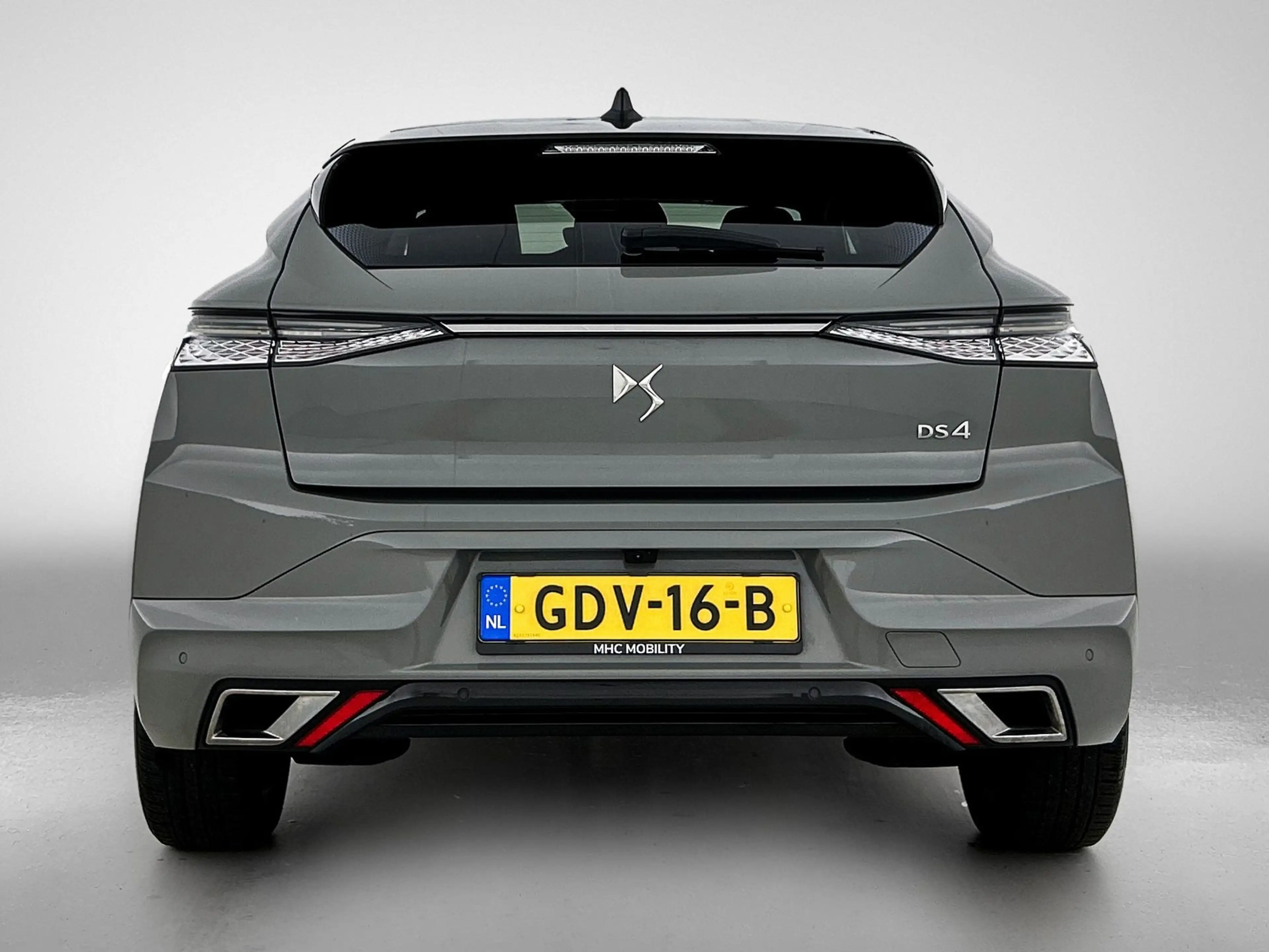 DS Automobiles DS 4 1.2 PureTech Bastille — photo 3