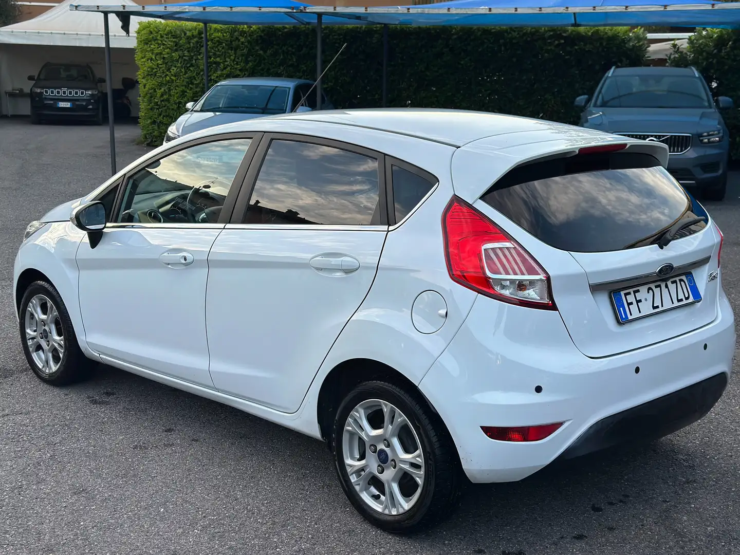 Ford Fiesta 5p 1.4 Titanium Gpl 95cv E6 Blanco - 2