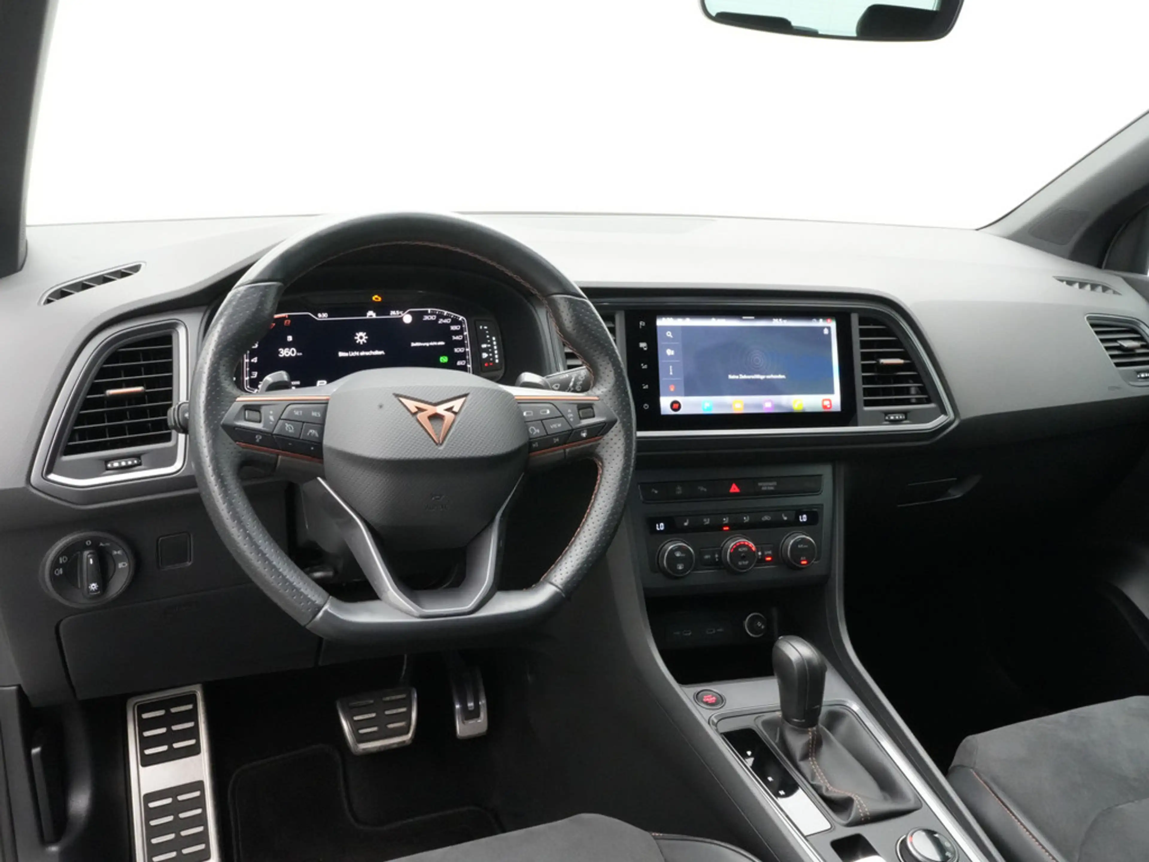 CUPRA Ateca VZ 4Drive DSG ACC NAVI 360° KAM PDC DCC — photo 4
