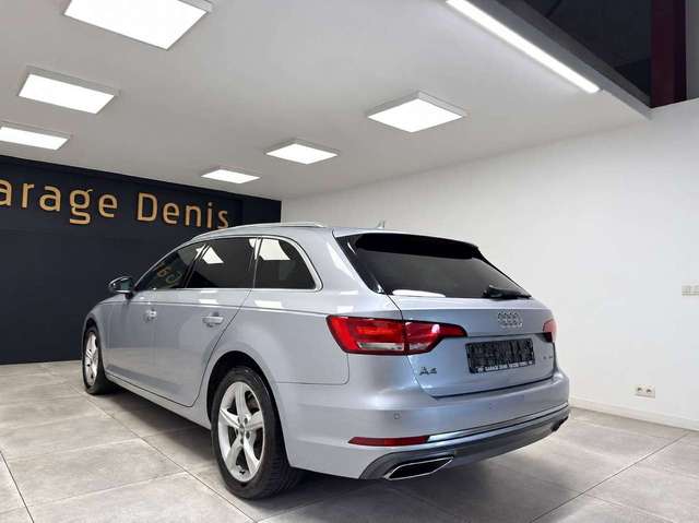 Audi A4 — photo 6