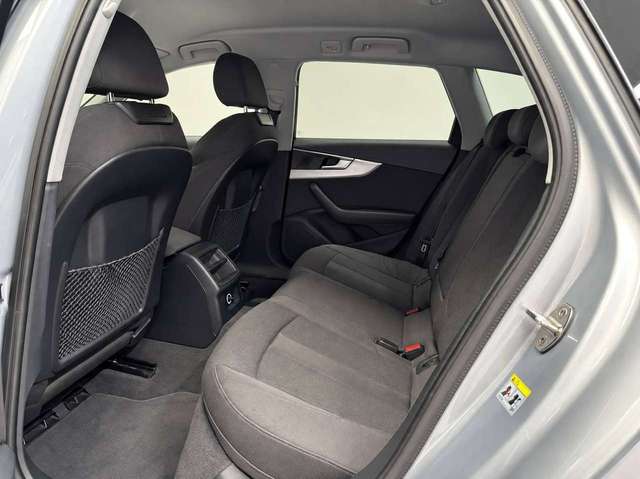 Audi A4 — photo 15