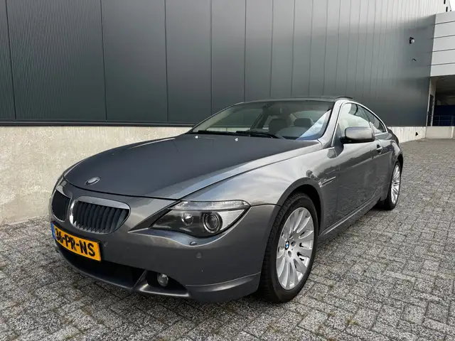 BMW 6 Series view 13