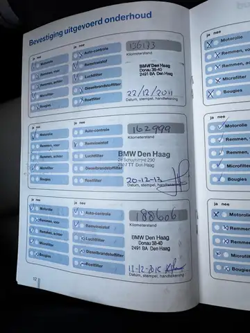 BMW 6 Series view 22