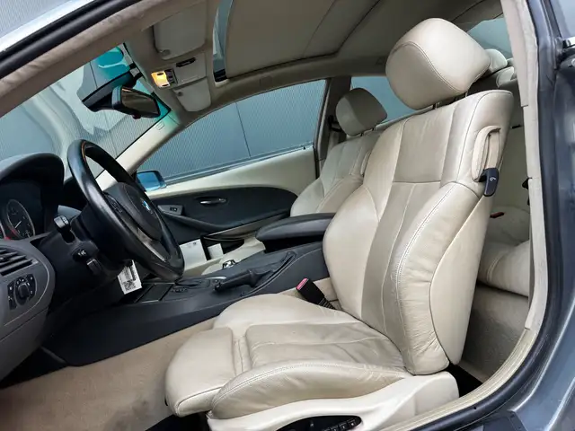 BMW 6 Series view 11