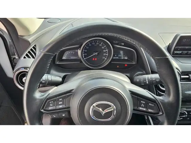 Mazda 2 view 5