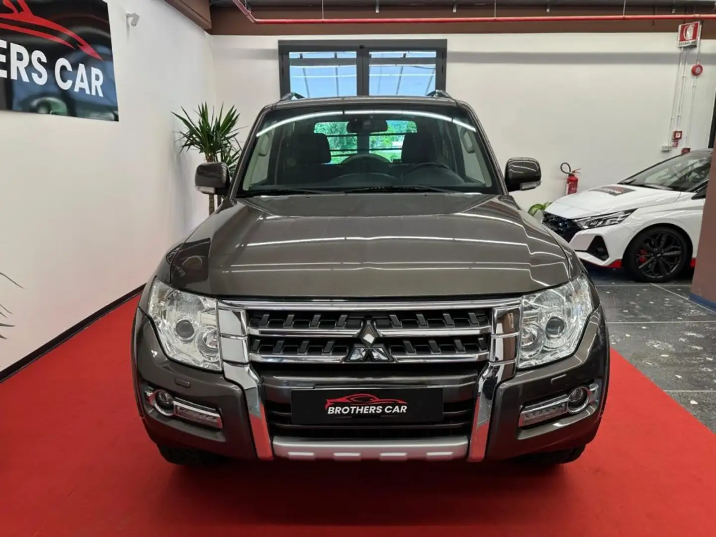 Mitsubishi Pajero 3.2 DI-D 16V TETTO - N1 AUTOCARRO Szürke - 2