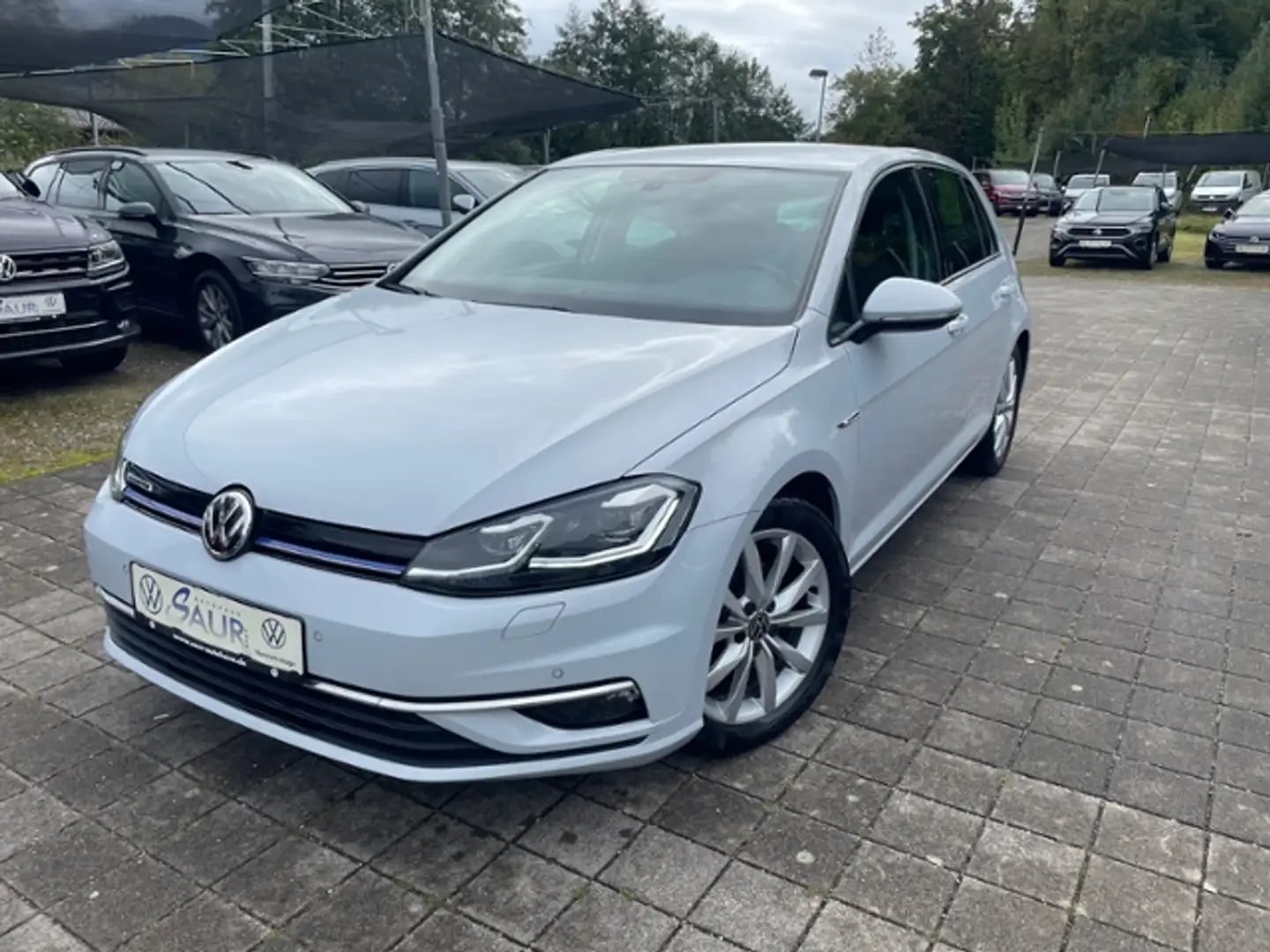 Volkswagen Golf VII 1.5 TSI Highline BlueMotion*LED*PDC*SHZ*Clima Weiß - 2