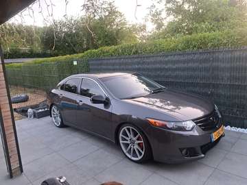 2.0i Elegance Edition