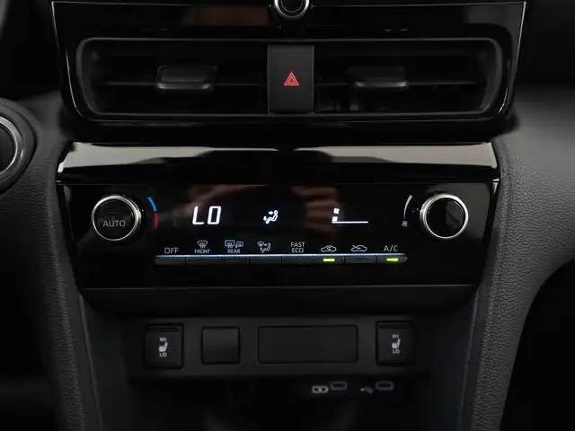Toyota Yaris Cross view 13