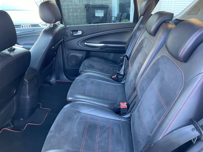 Ford S-Max S-Max 2.0 TDCi ST LINE Titanium S DPF — photo 8