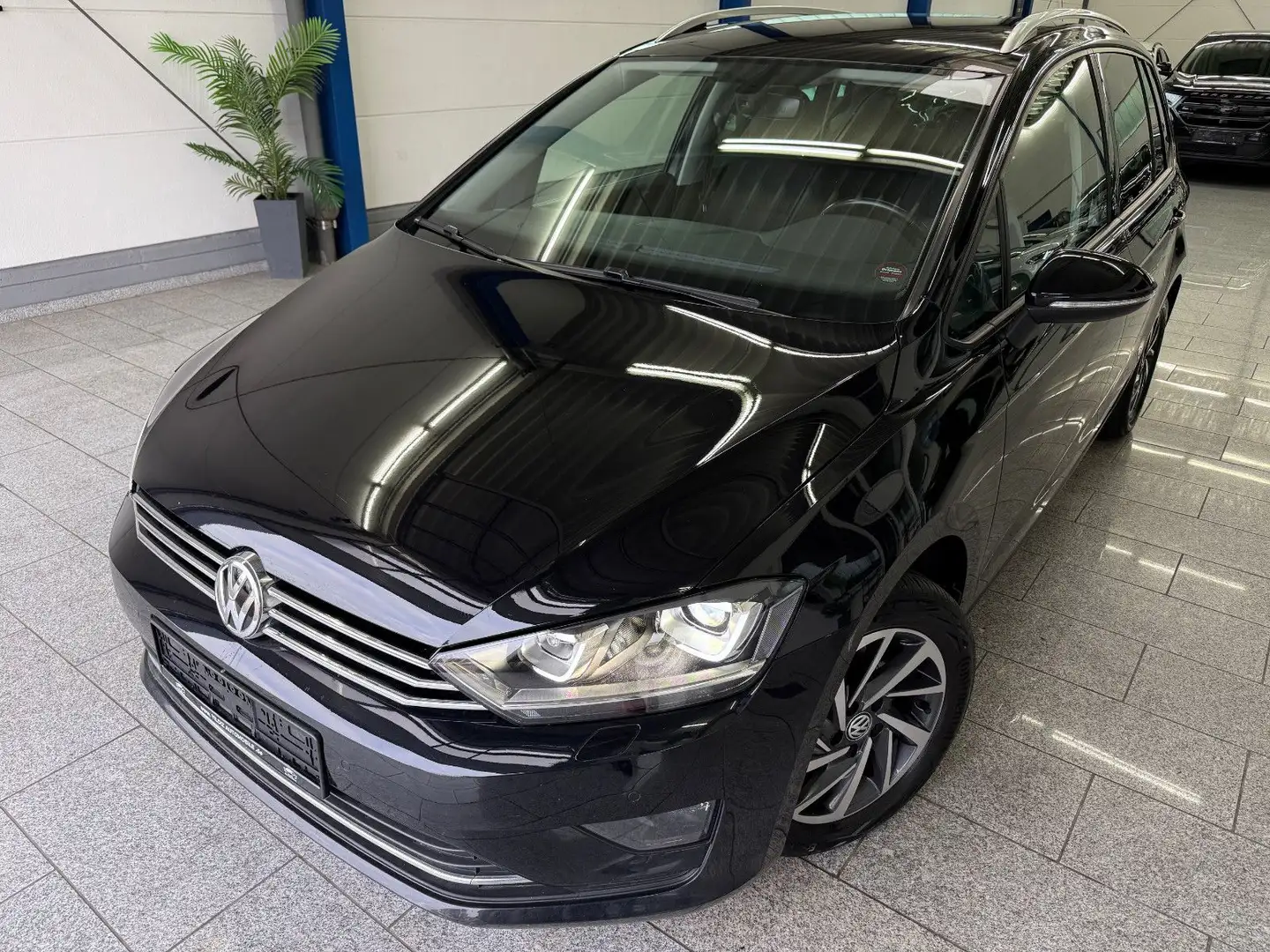 Volkswagen Golf Sportsvan Sportsvan VII 1.4 TSI*SOUND*BI-XN*ACC*RFK*NAV*AH Schwarz - 1