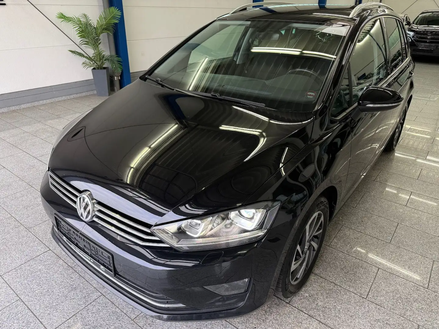 Volkswagen Golf Sportsvan Sportsvan VII 1.4 TSI*SOUND*BI-XN*ACC*RFK*NAV*AH Schwarz - 2