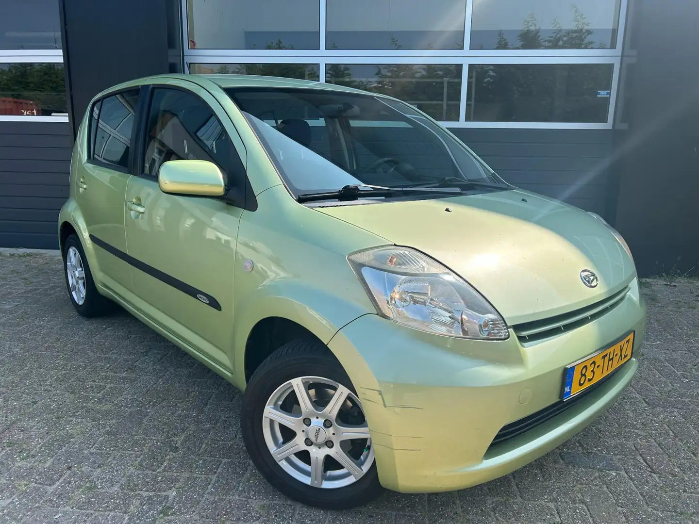 Daihatsu Sirion 2 1.3-16V Comfort|Airco|Jaar APK!| Groen - 2