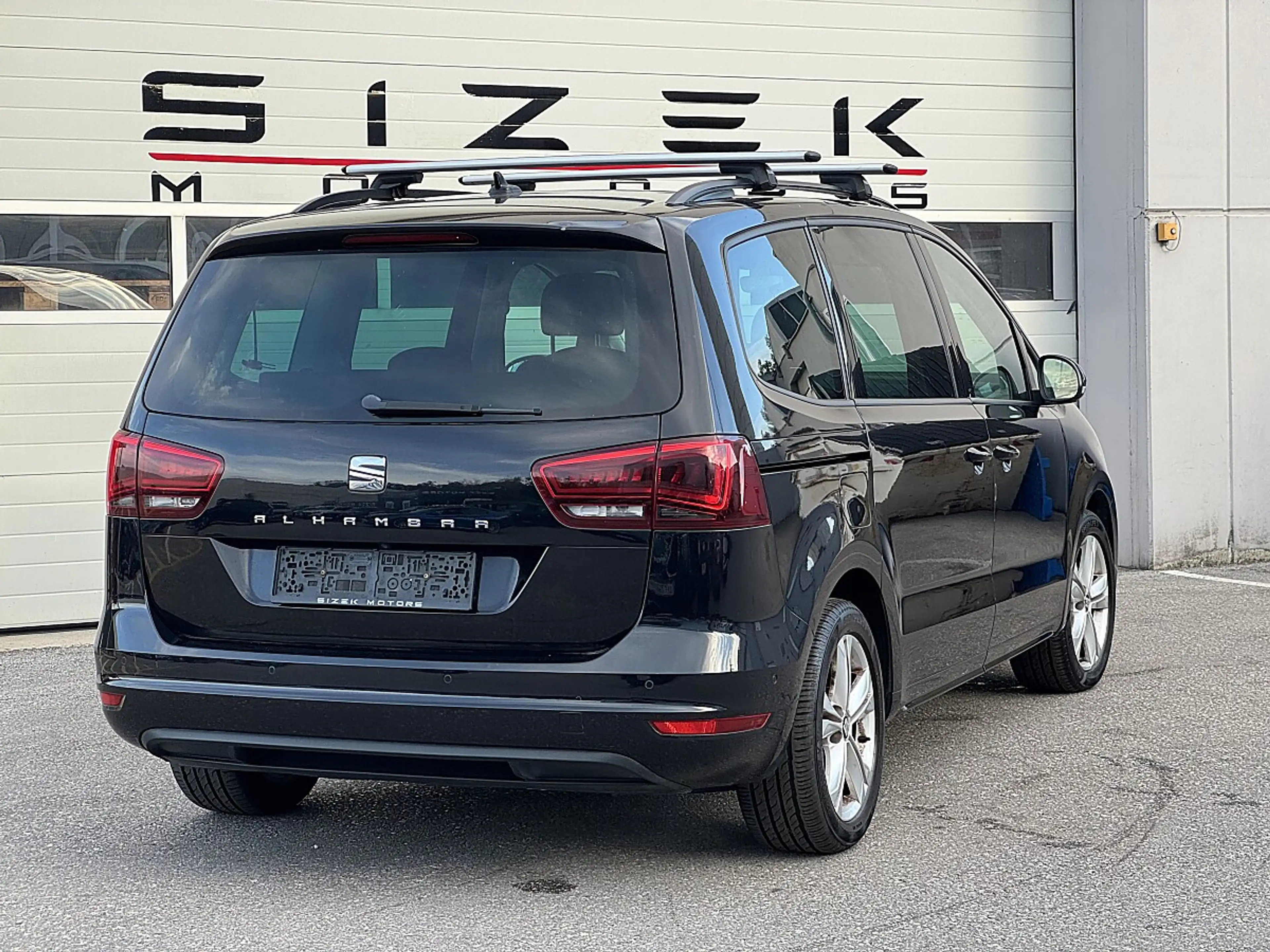 SEAT Alhambra Family 2,0 TDI|7-Sitzer|Rückfahrkamera|Navi|Par... — photo 4