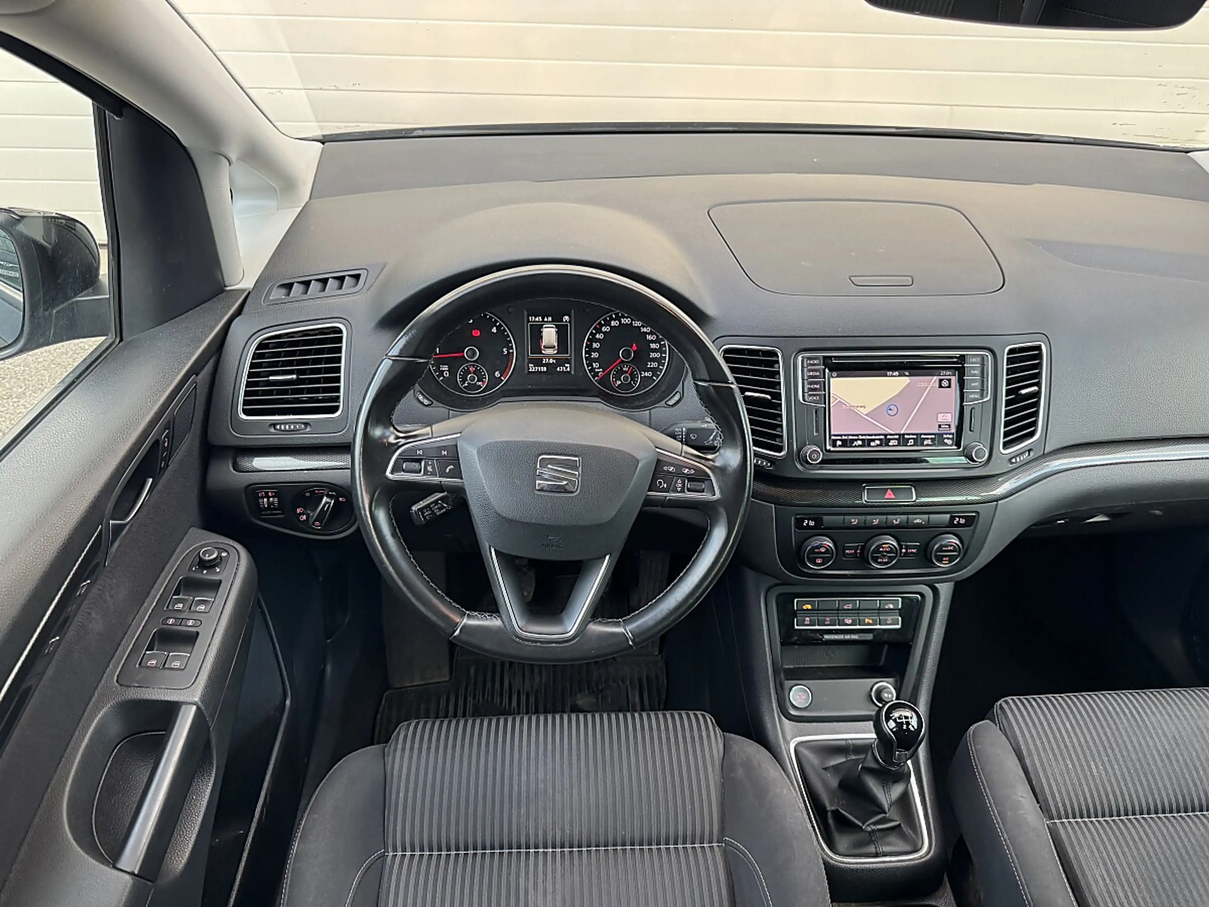 SEAT Alhambra Family 2,0 TDI|7-Sitzer|Rückfahrkamera|Navi|Par... — photo 10