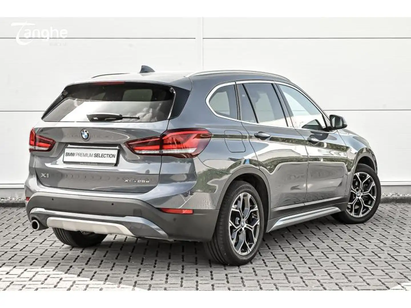 BMW X1 xDrive25e Xline Grijs - 2