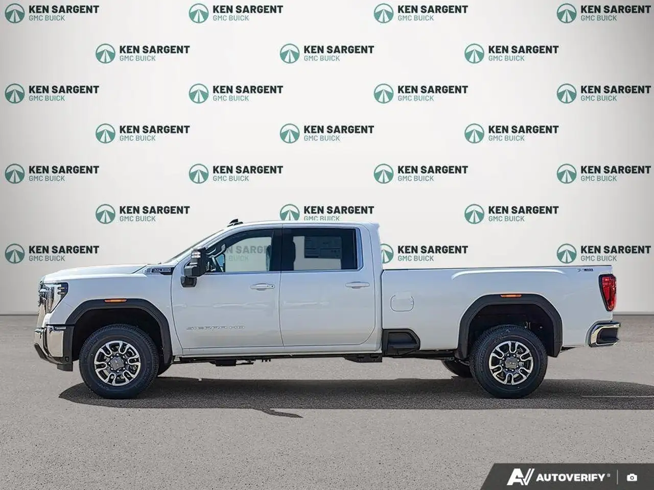GMC Sierra 3500HD снимка GMC Sierra 3500HD