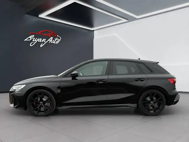 Audi RS3 view 7