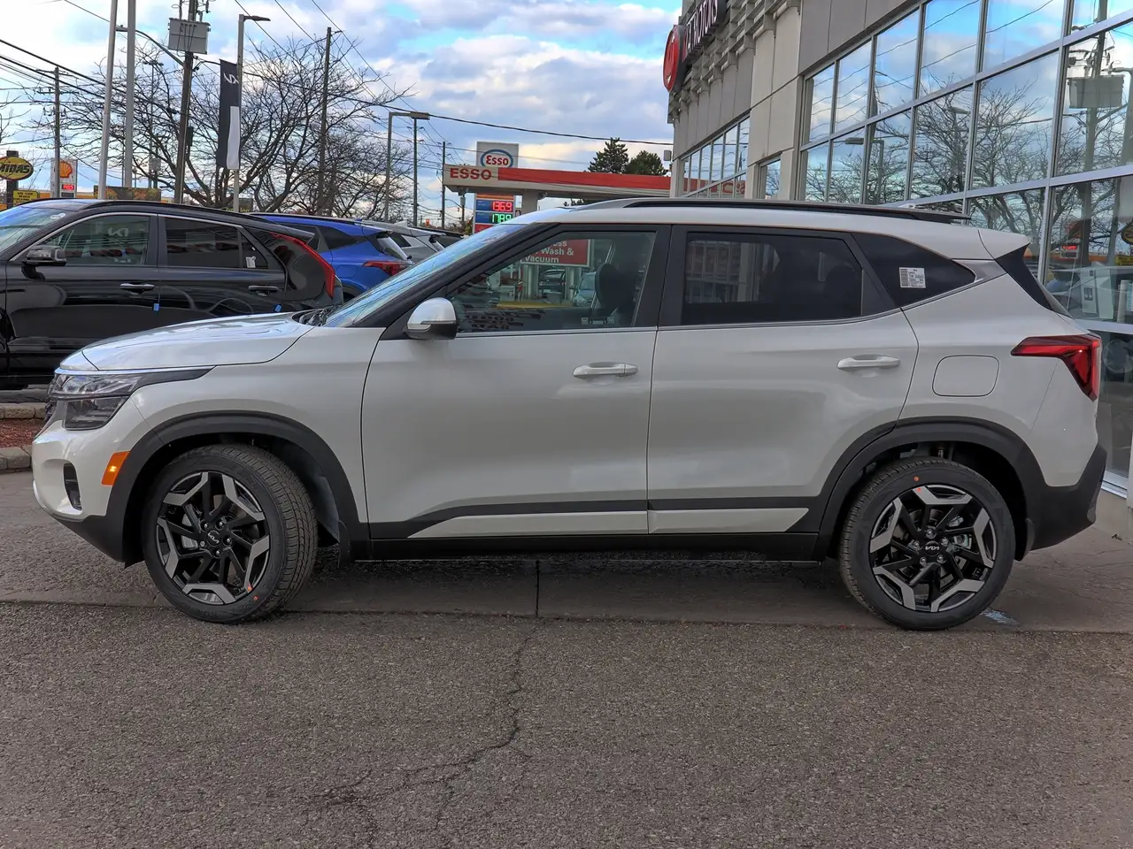 Kia Seltos снимка Kia Seltos