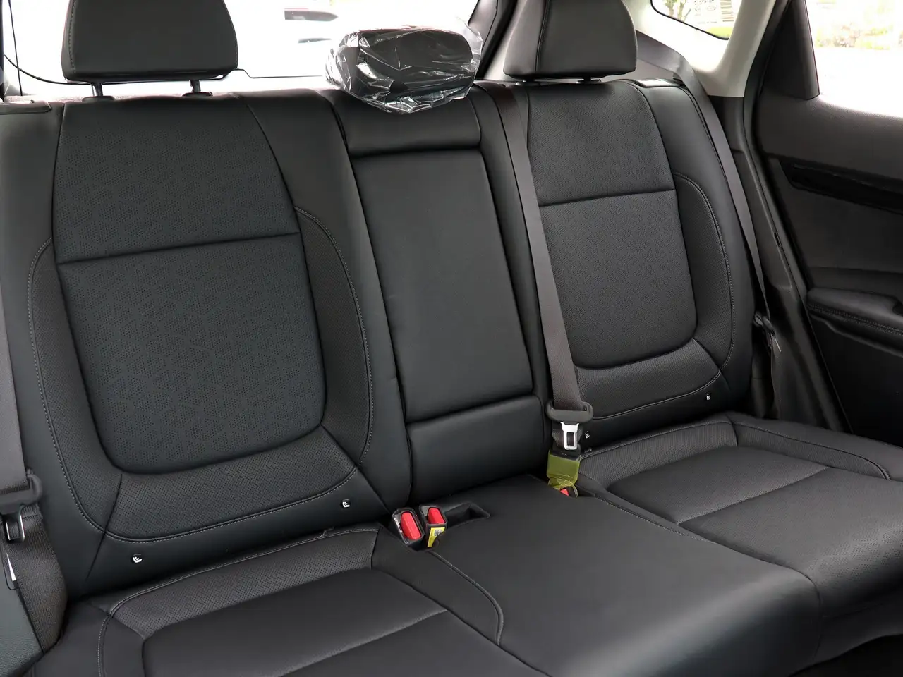 Kia Seltos снимка Kia Seltos